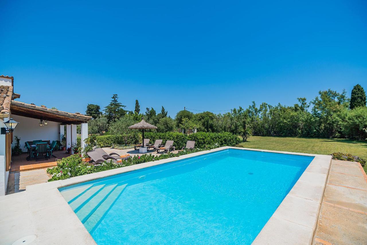 Ferragut Villa Pollenca Bagian luar foto